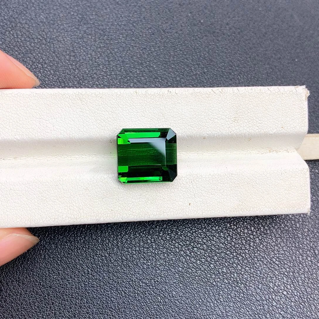 裸石碧玺未镶嵌13.3克拉