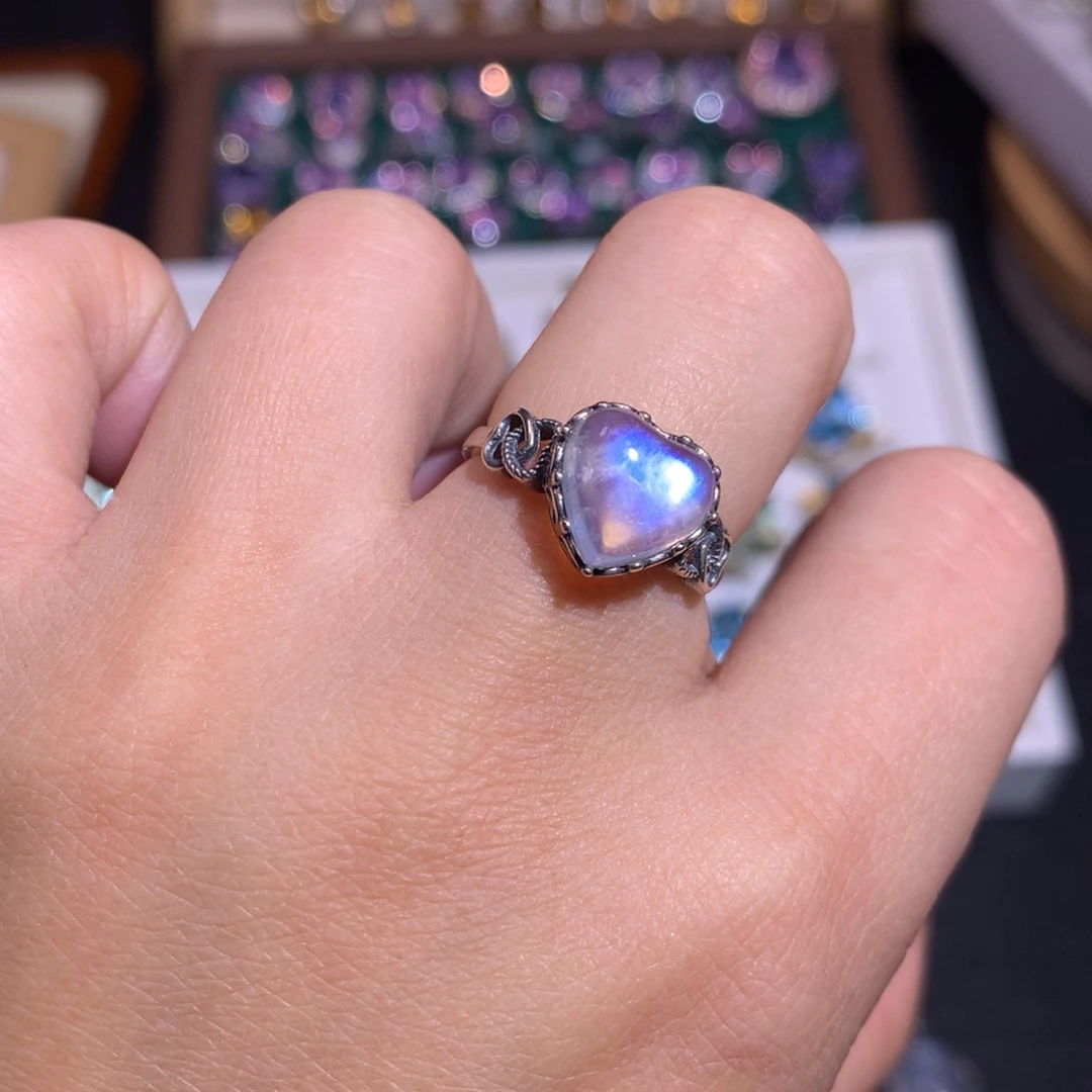 【闪购商品】水晶戒指银S925镶嵌?****子戒指