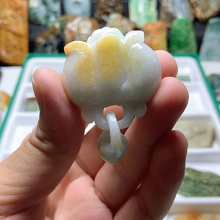 翡翠未镶嵌颈饰翡翠a货
