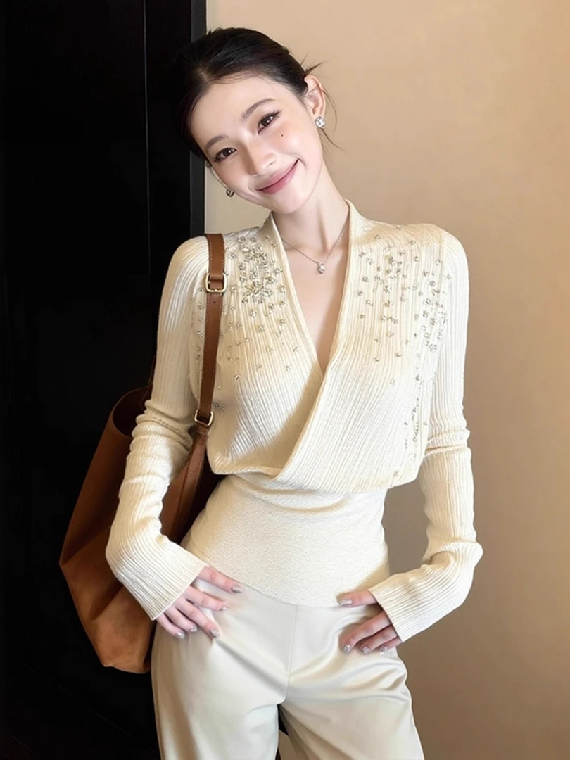 超好看冬季欧货爆款超火时髦洋气设计感独特绝美小香风米白色上衣