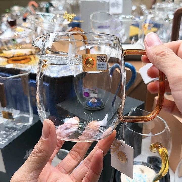 禾器琥珀色澄然月牙款