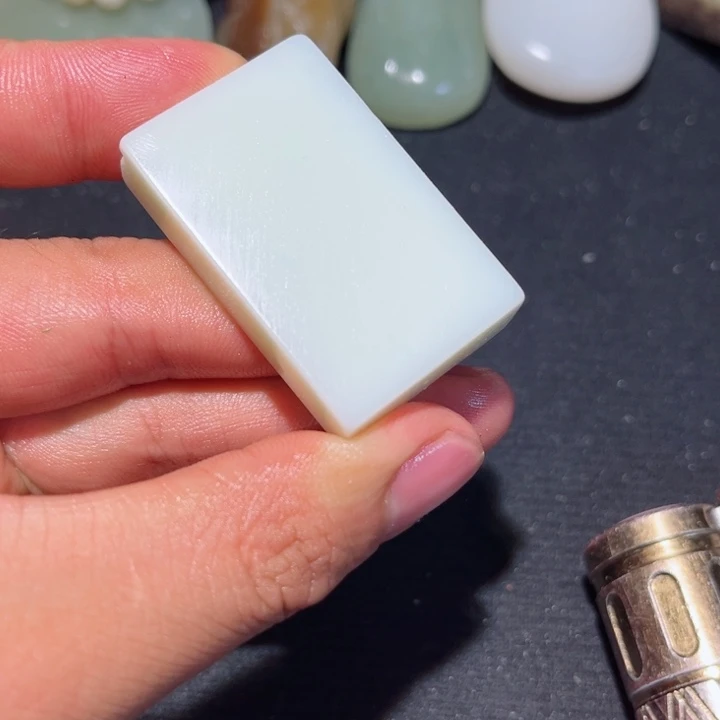 和田玉未镶嵌珠宝奇石