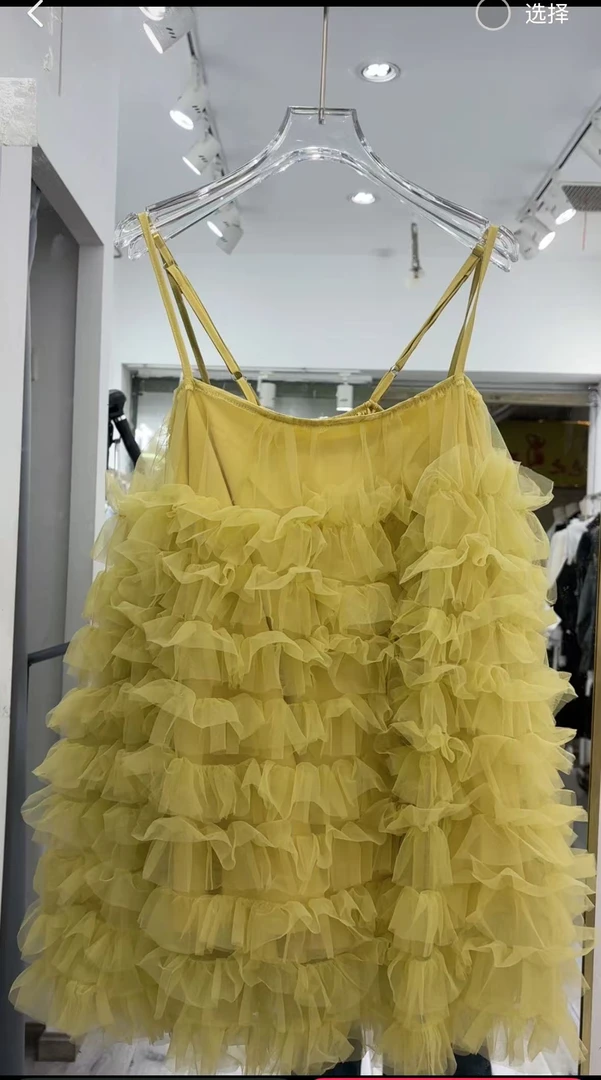 夏季吊带连衣裙蓬蓬设计甜美气质海边度假风裙子女