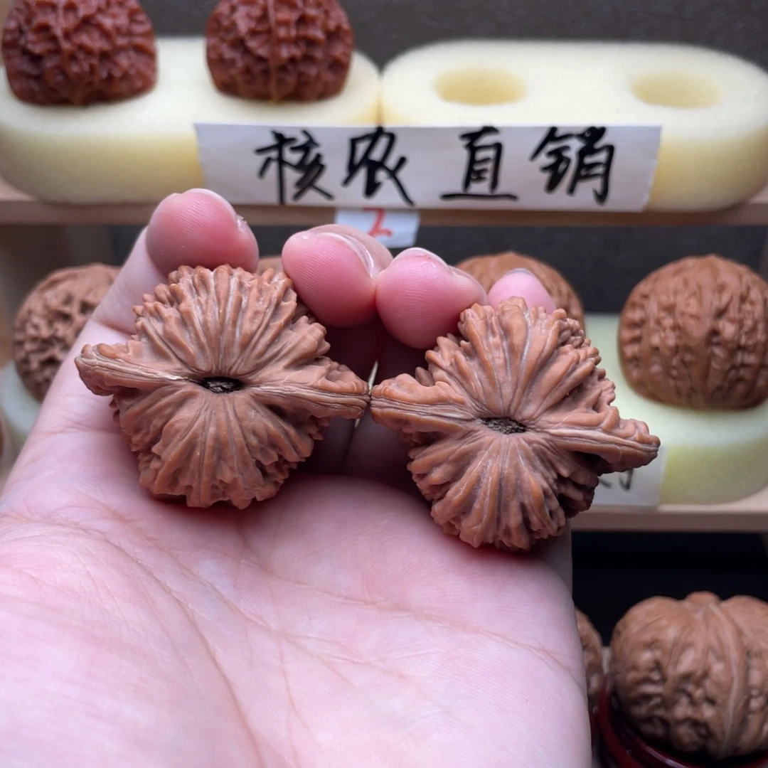 吊坠文玩核桃全品四座楼45➕交友价