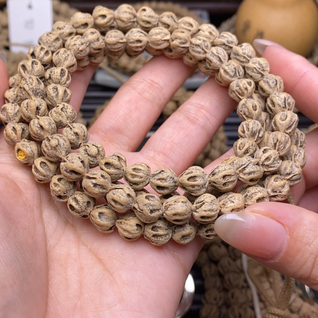 柏香籽/百香籽吊坠周****看