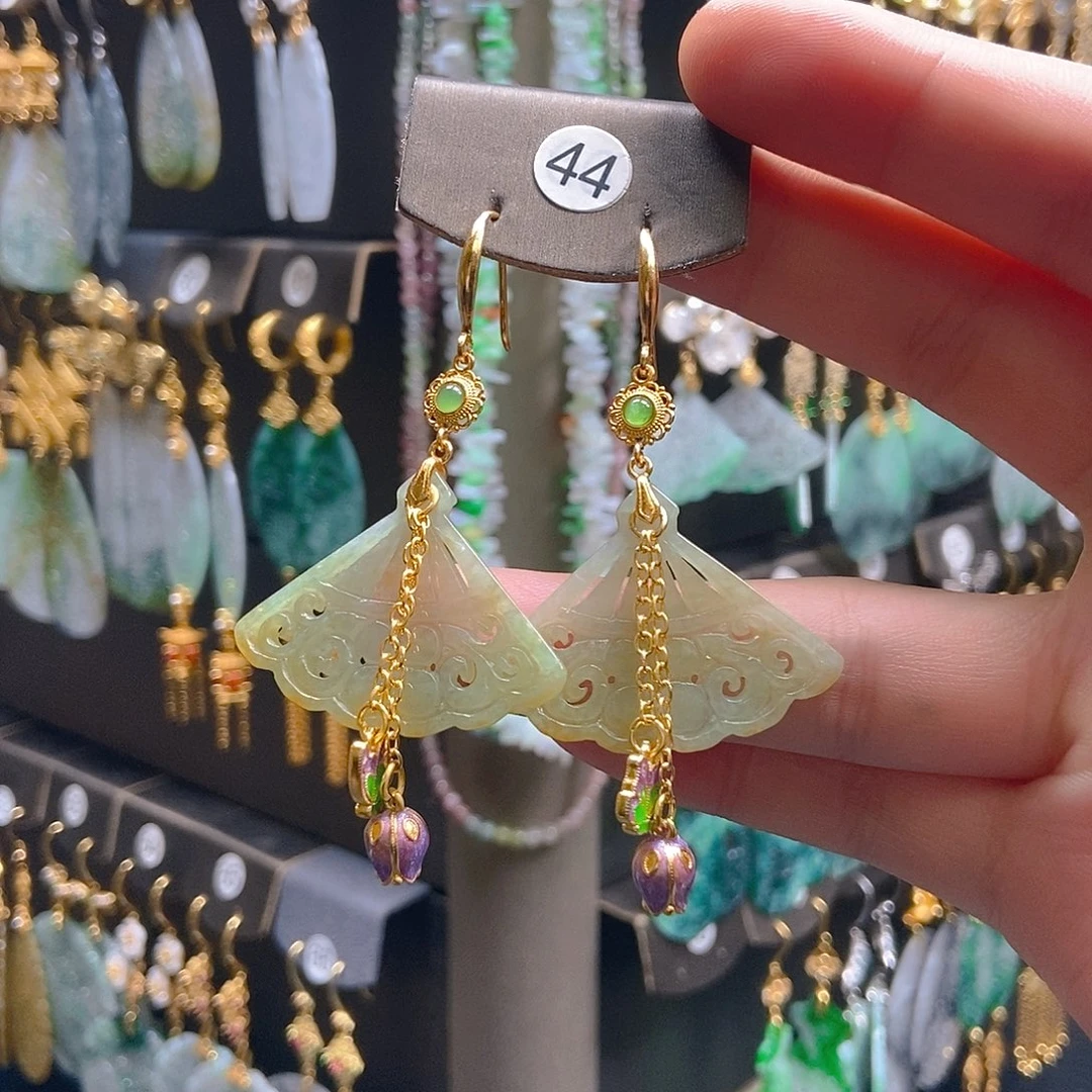 翡翠未镶嵌耳饰翡翠