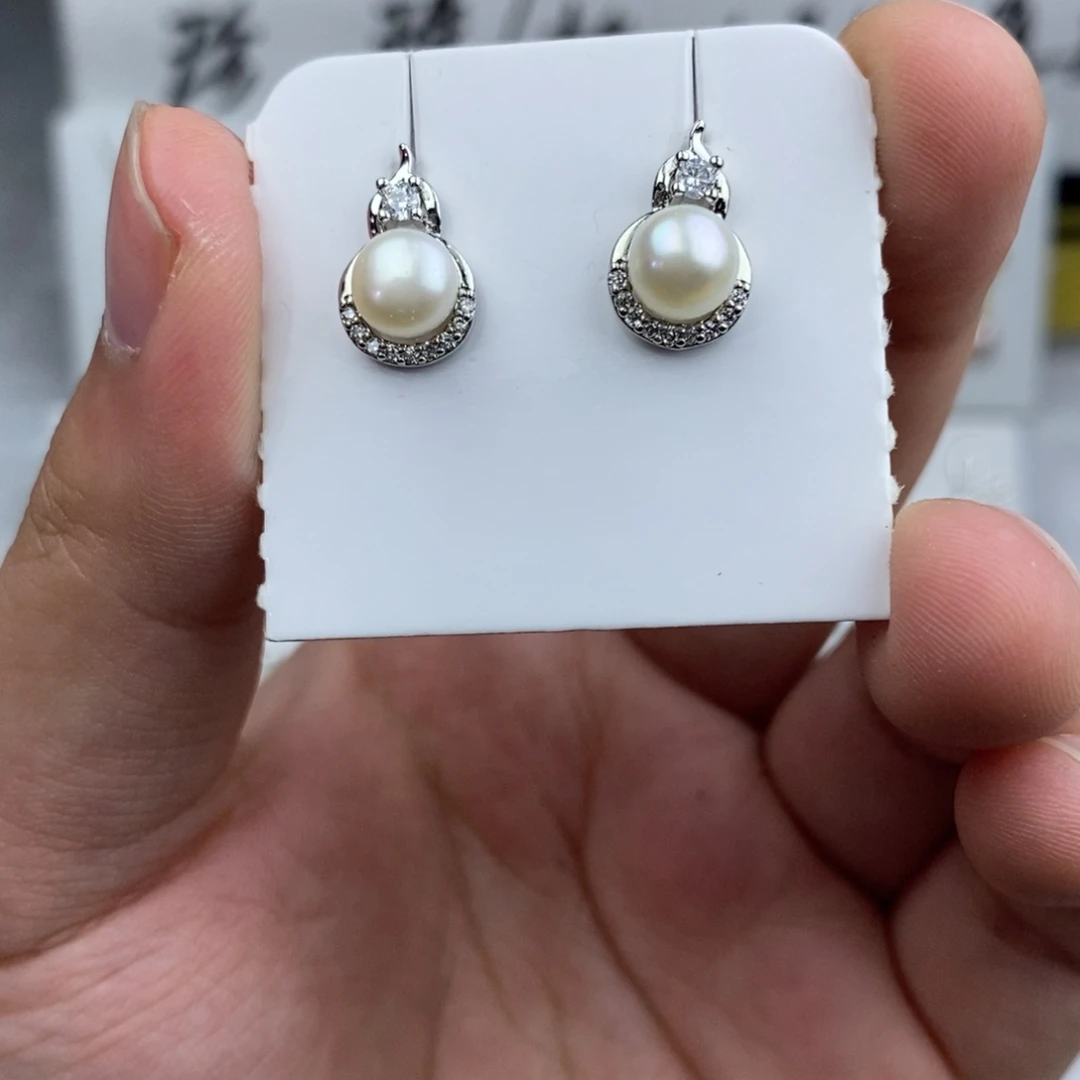 未镶嵌淡水珍珠耳饰