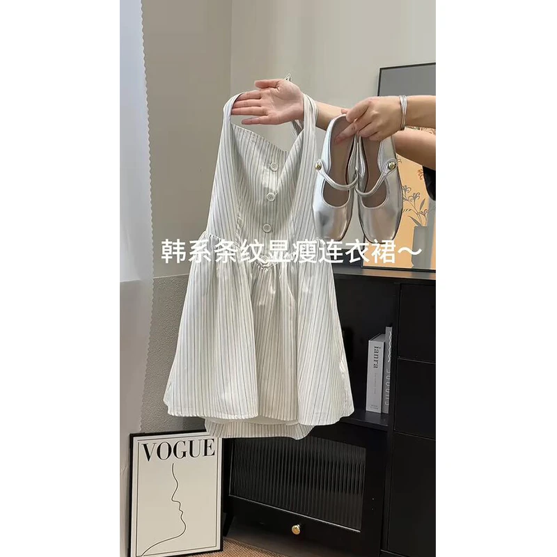 韩系温柔风条纹挂脖连衣裙女夏季新款收腰显瘦辣妹性感A字短裙子