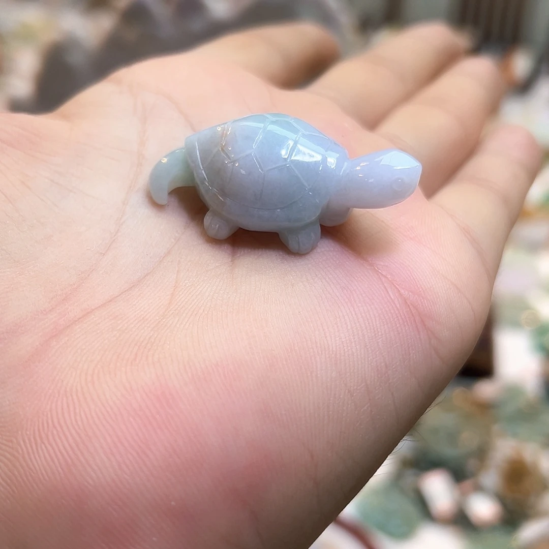翡翠未镶嵌颈饰挂件