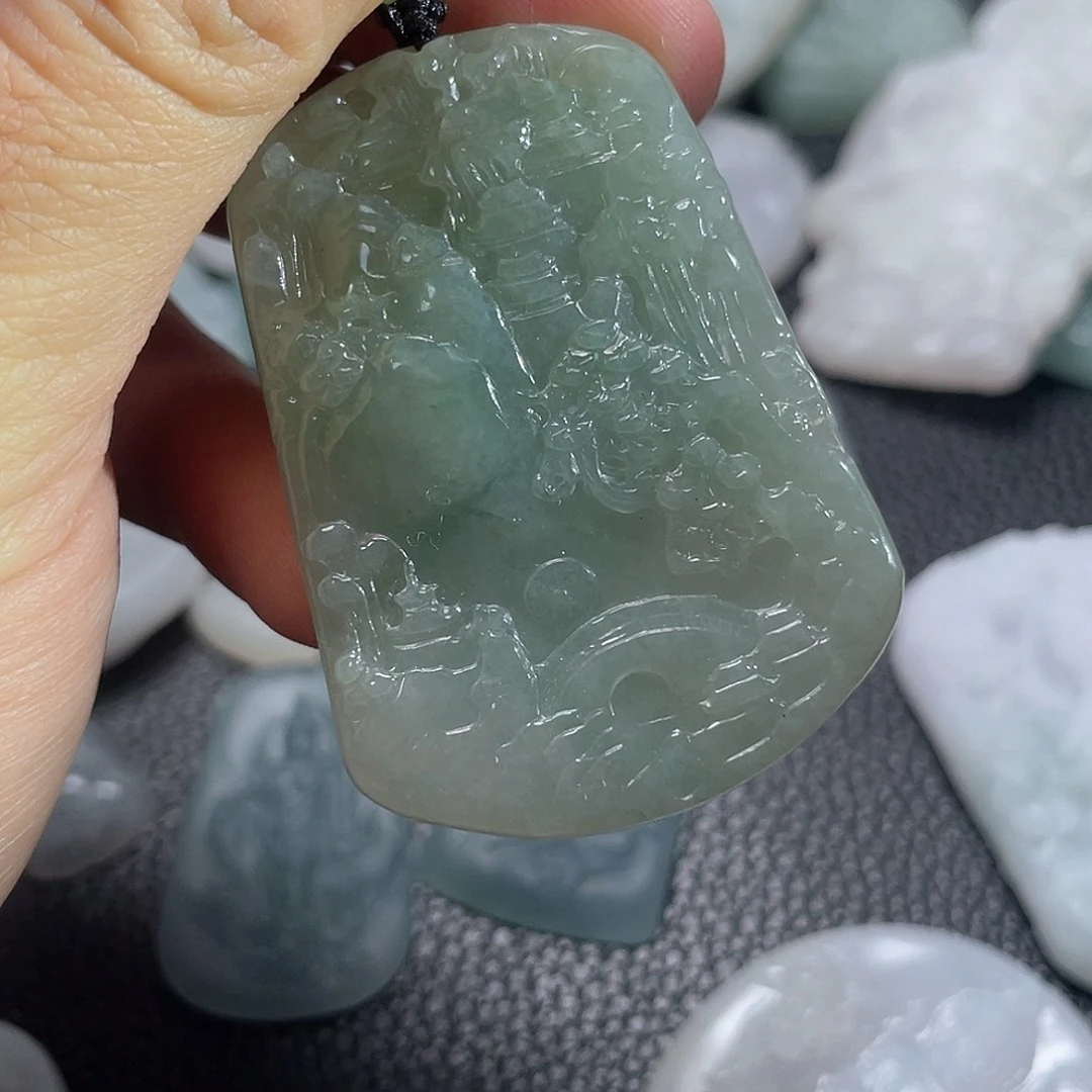 颈饰未镶嵌翡翠翡翠