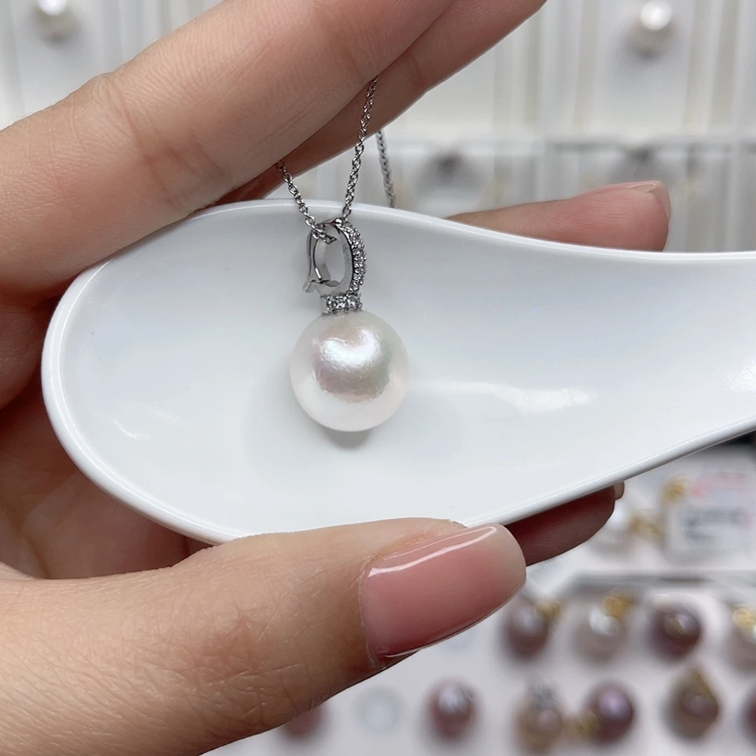 淡水珍珠吊坠(赠链)未镶嵌