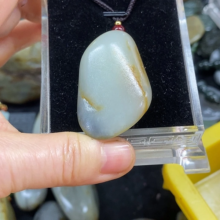 和田玉（糖玉）未镶嵌挂件