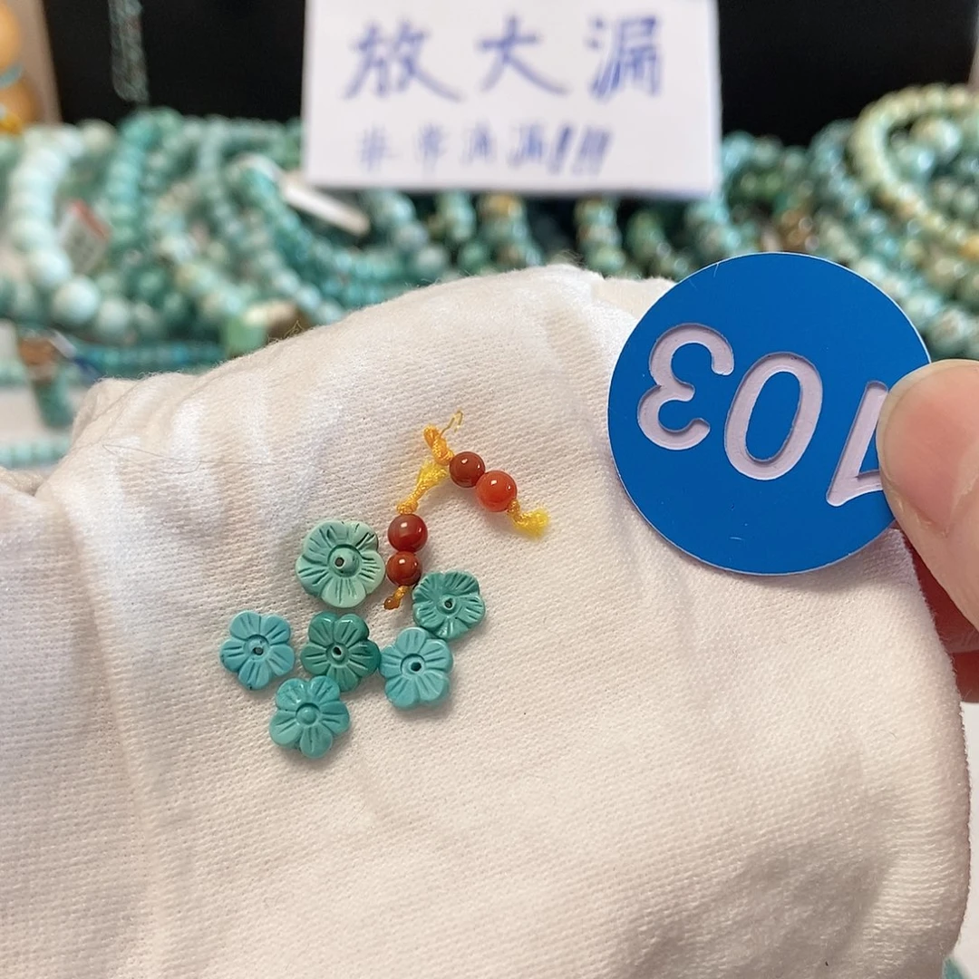 南红玛瑙未镶嵌珠宝奇石