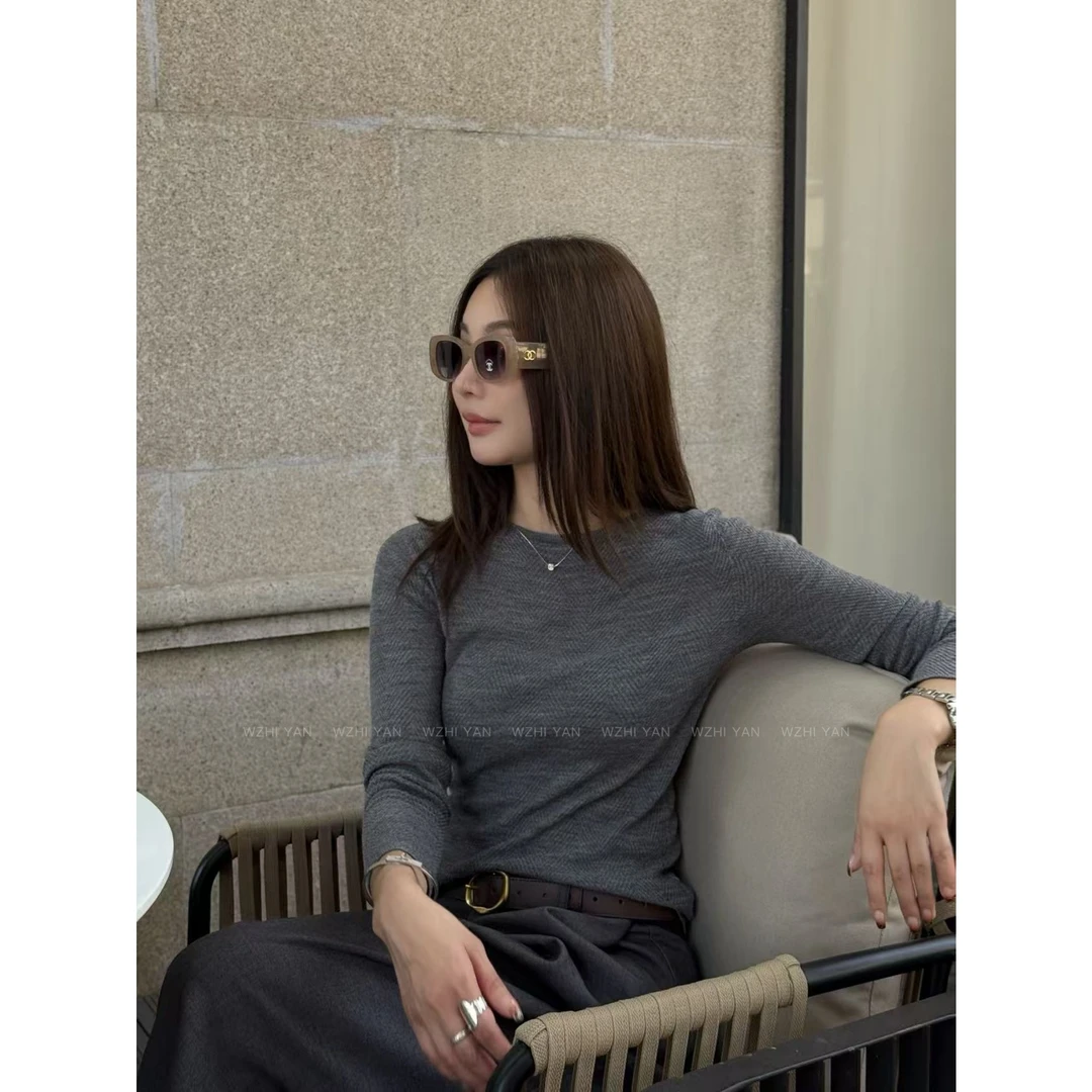 【初秋序曲】“100%羊毛"无缝一体鱼骨纹理极简百搭长袖打底T恤X1105