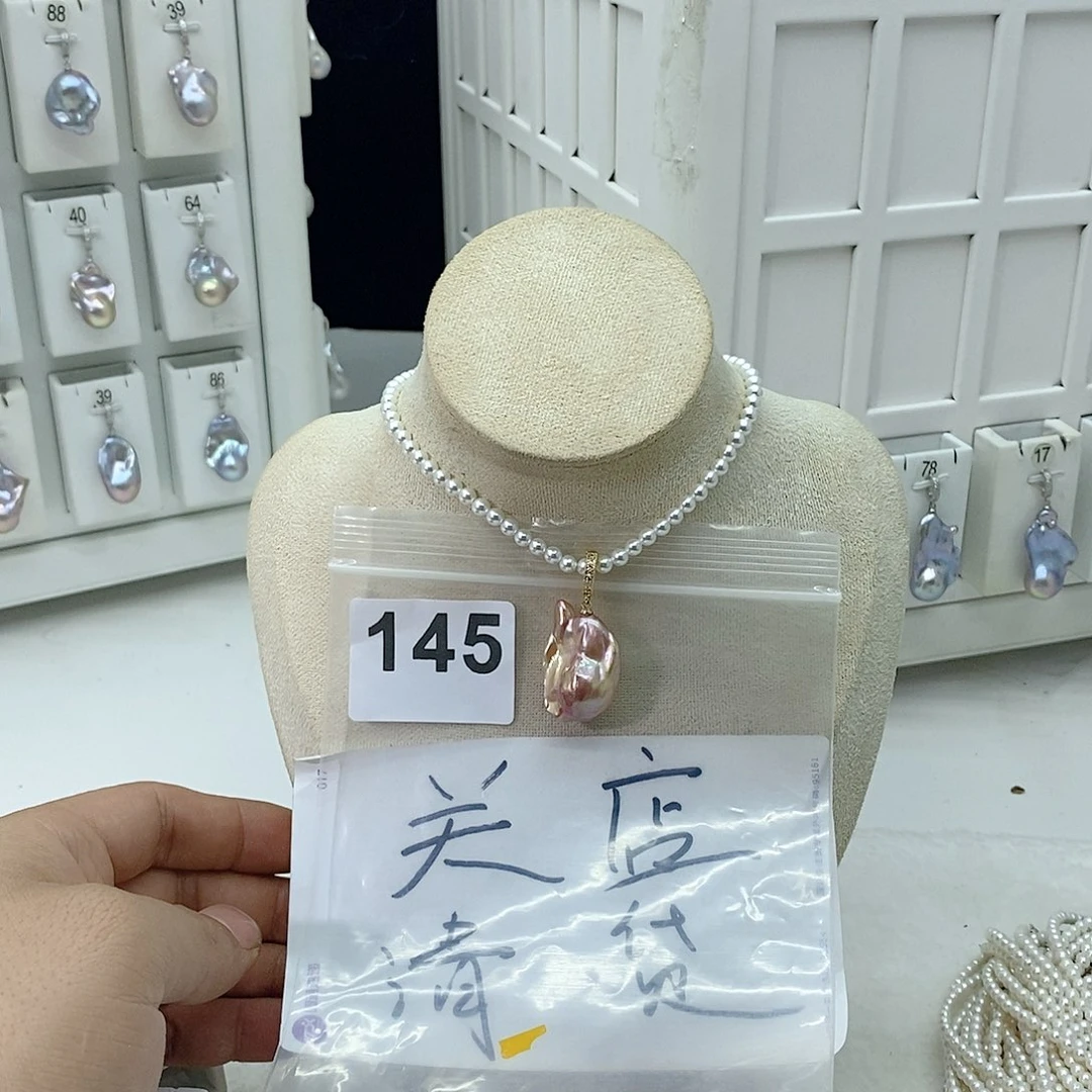 淡水珍珠颈饰合金