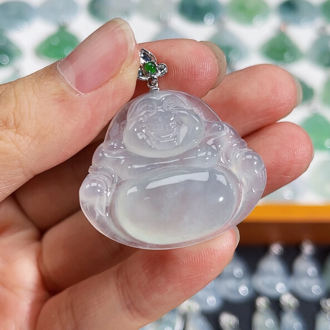 翡翠18K金镶嵌颈饰吊坠