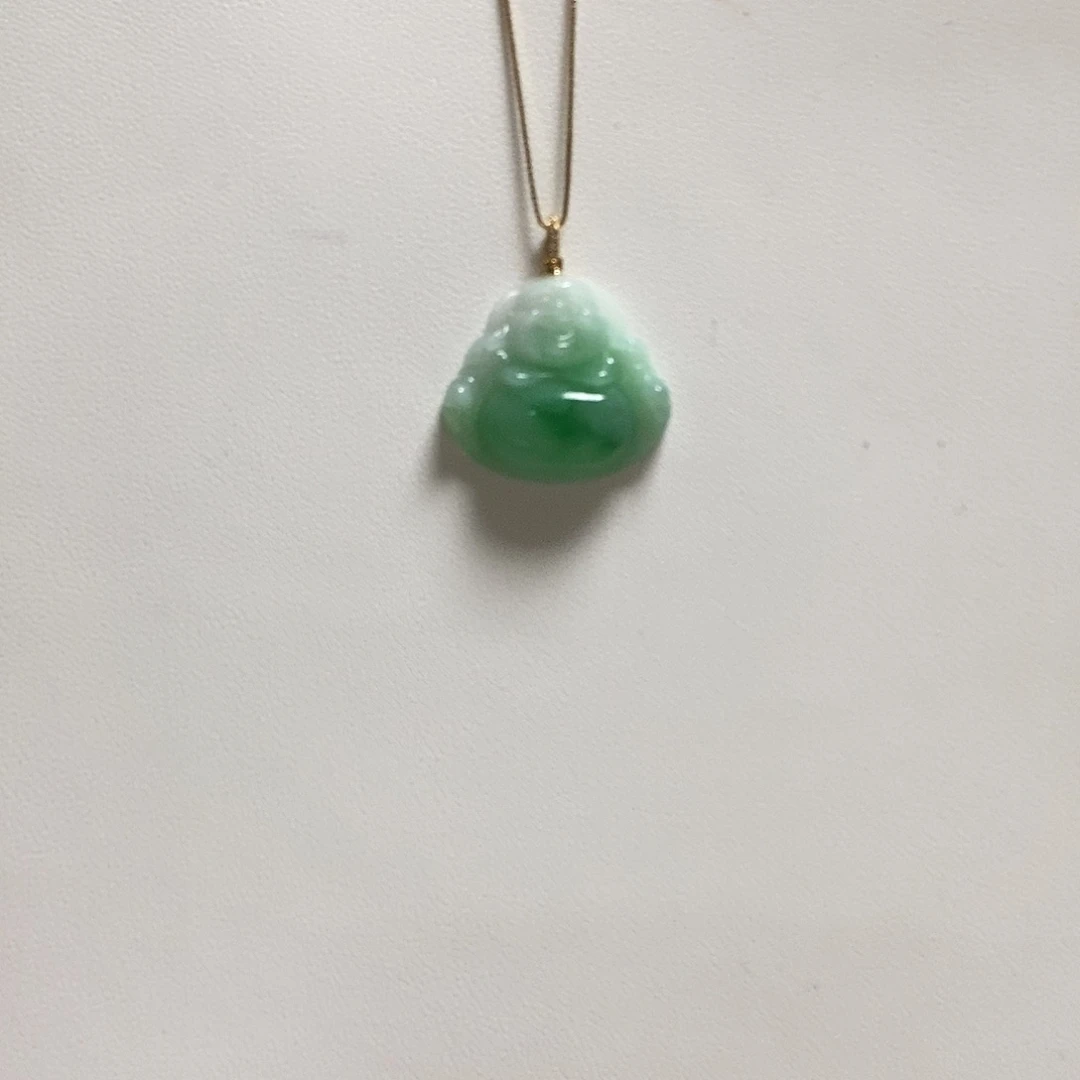 颈饰18K金镶嵌翡翠佛