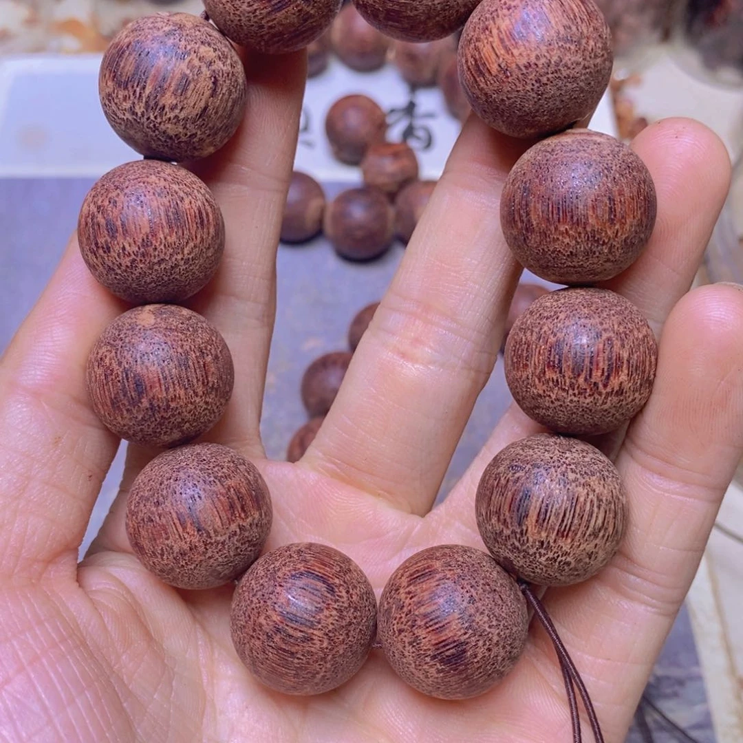 藤类降真香白油2.0一挡