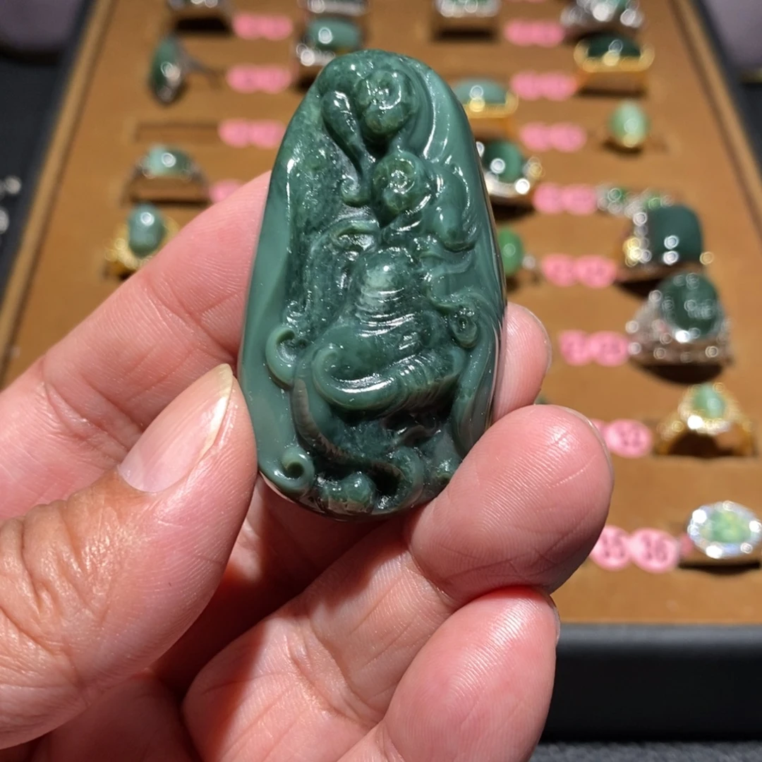 和田玉未镶嵌戒指