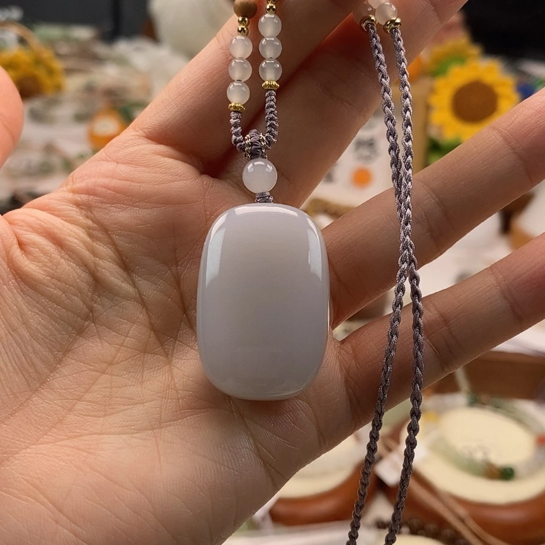 和田玉吊坠(不含链)未镶嵌