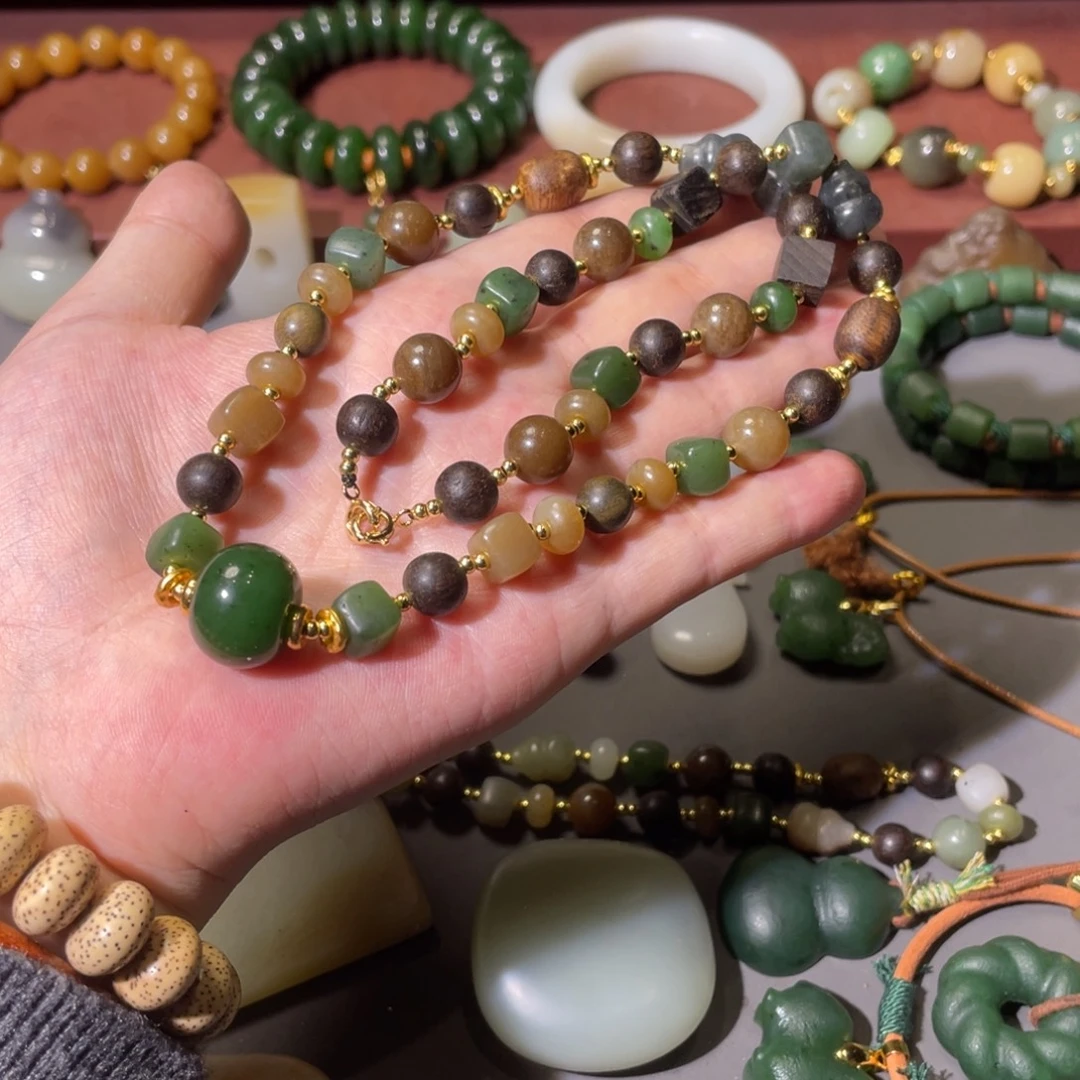 和田玉未镶嵌颈饰