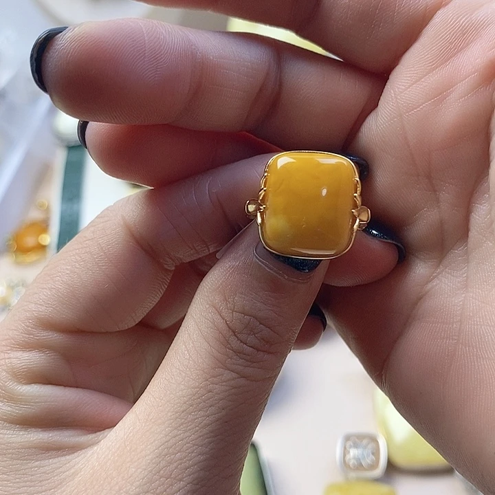 琥珀银S925镶嵌戒指蜜蜡戒指