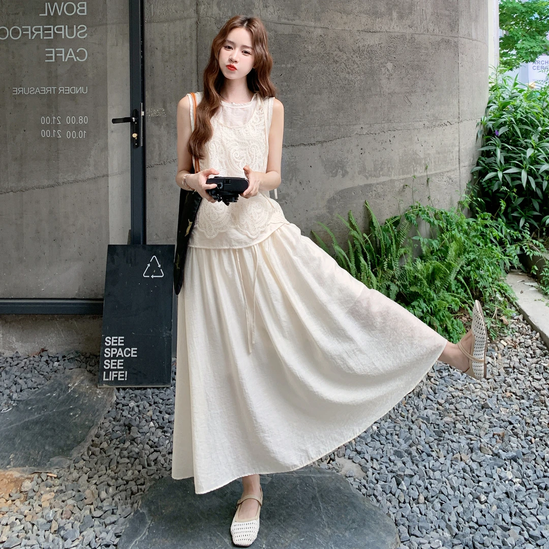白色蕾丝钩花背心套装裙女2025夏季法式气质罩衫背心半身裙三件套