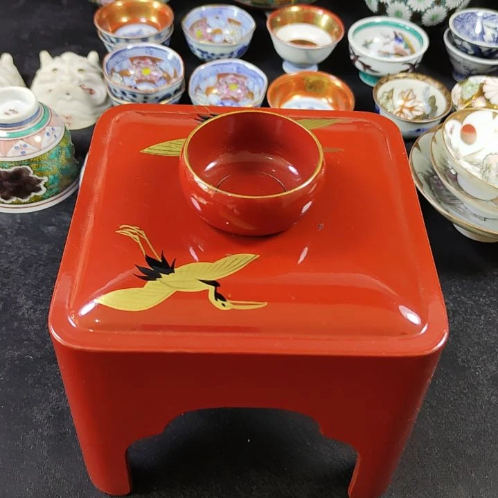 杯30包邮，偏远地区不包邮，中古品不保全新。