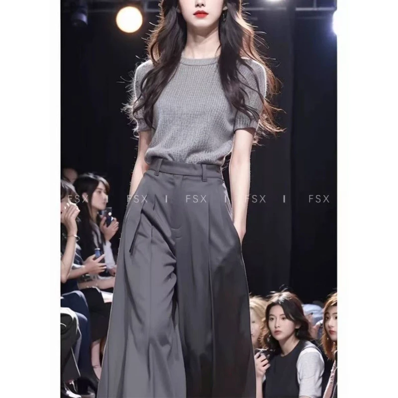 夏装搭配一整套春夏新款小众休闲灰色针织短袖西装阔腿裤