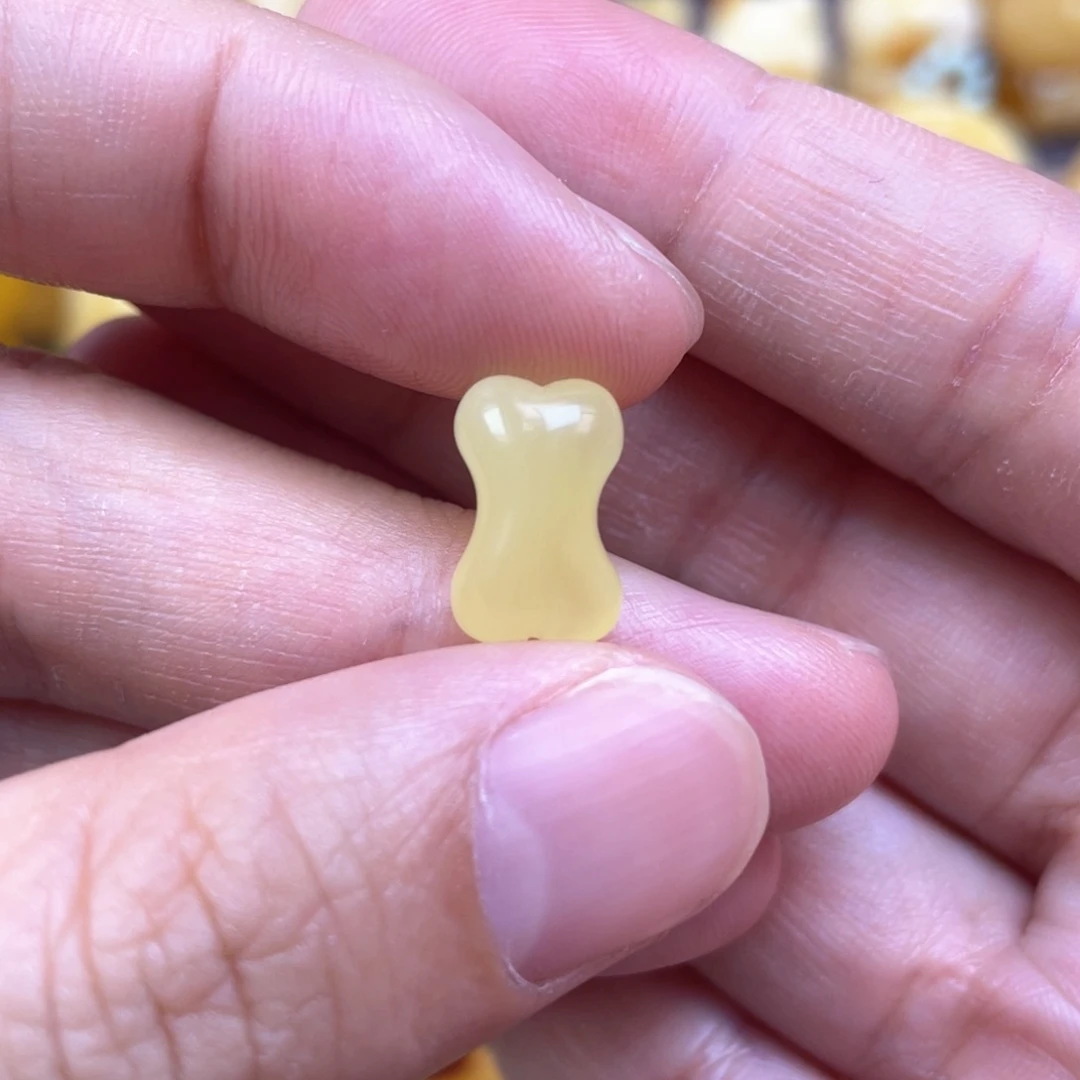 未镶嵌琥珀裸石蜜蜡