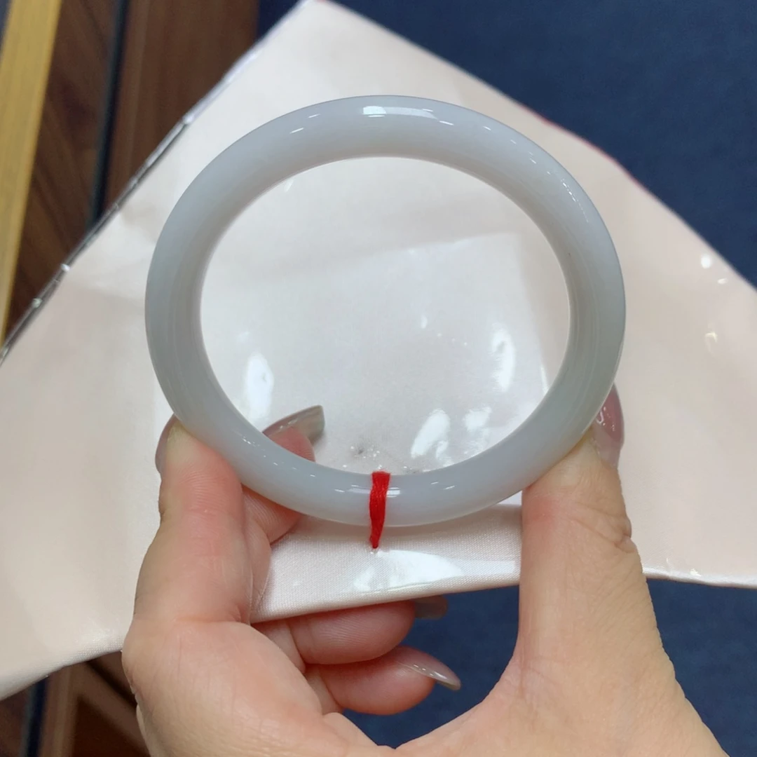 翡翠手镯未镶嵌买断