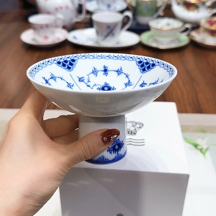 瓷片杯子杯子杯子水杯杯子水杯