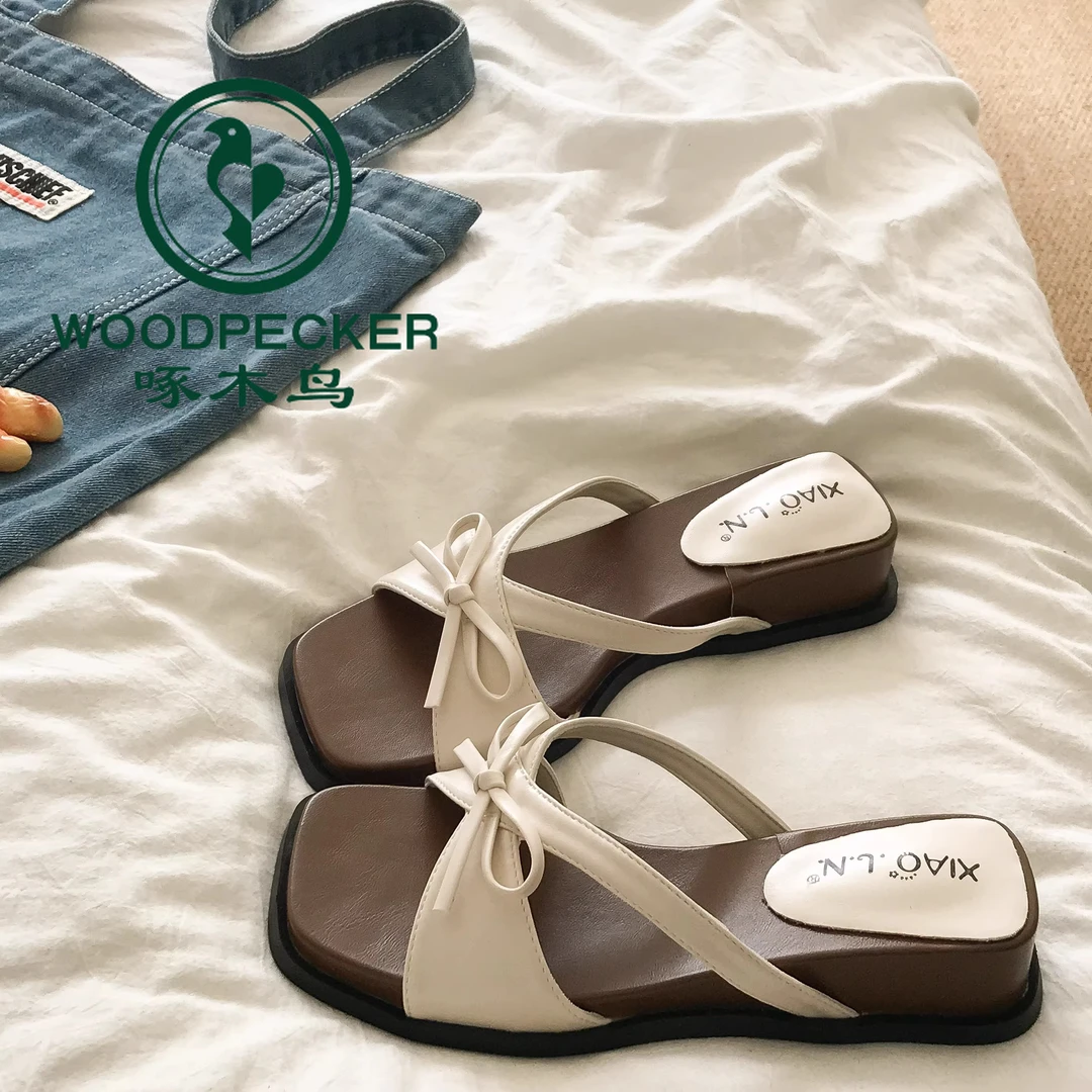 啄木鸟绝美法式坡跟凉拖鞋女夏2025新款外穿气质配裙子厚底一字拖