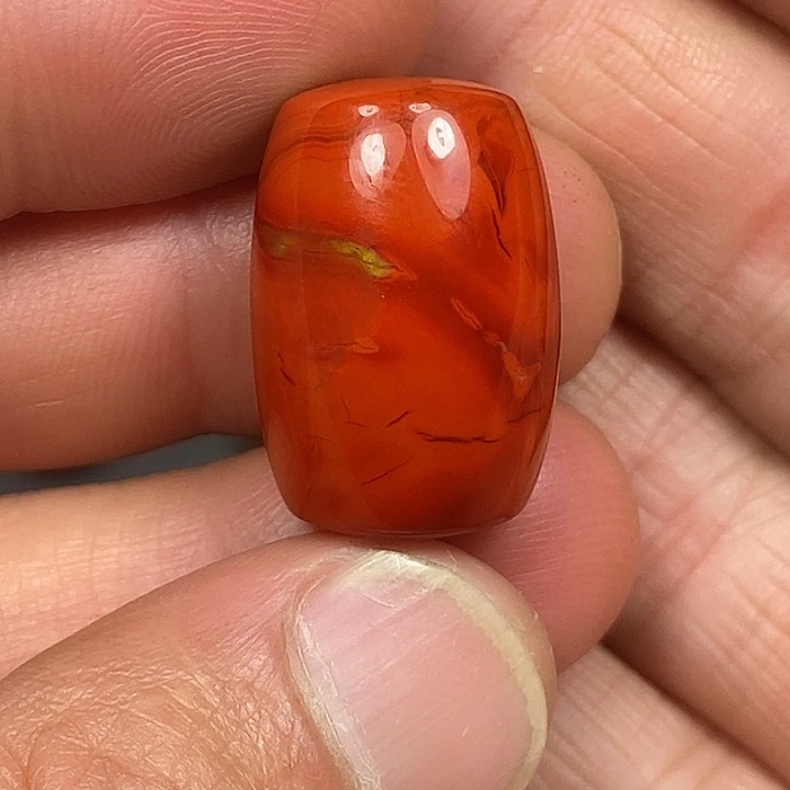 南红玛瑙未镶嵌挂件