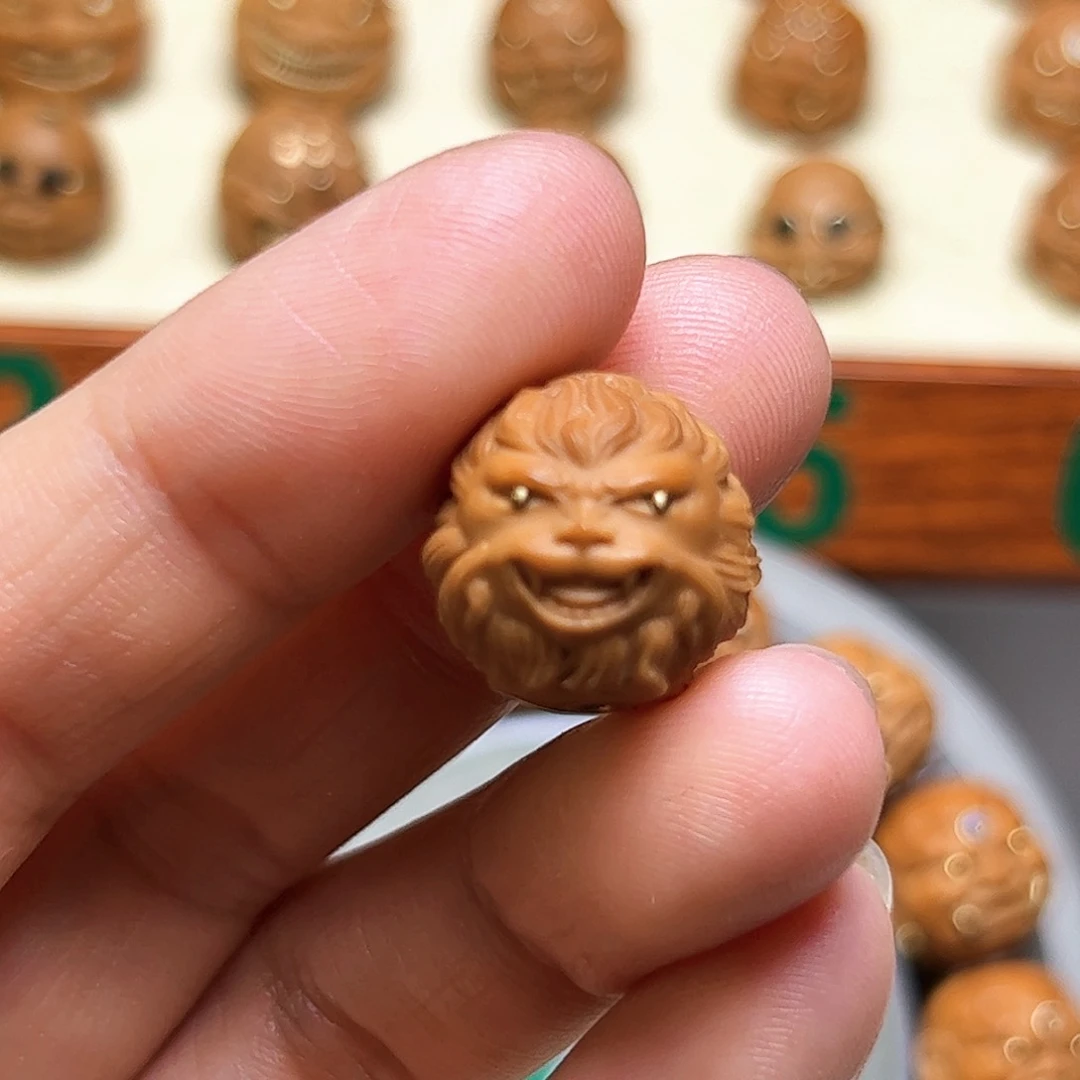 猴头核桃把件悟空