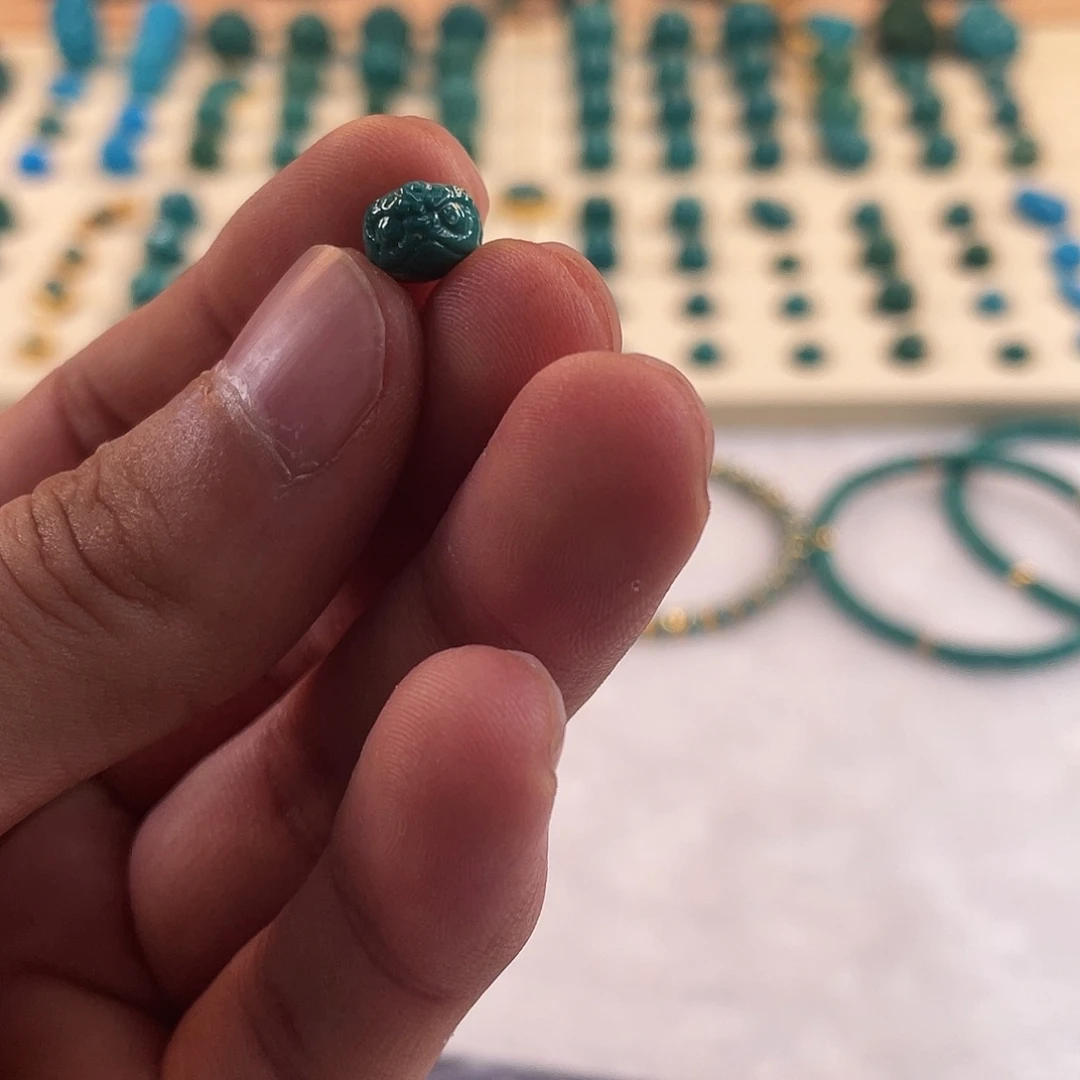 绿松石未镶嵌耳饰