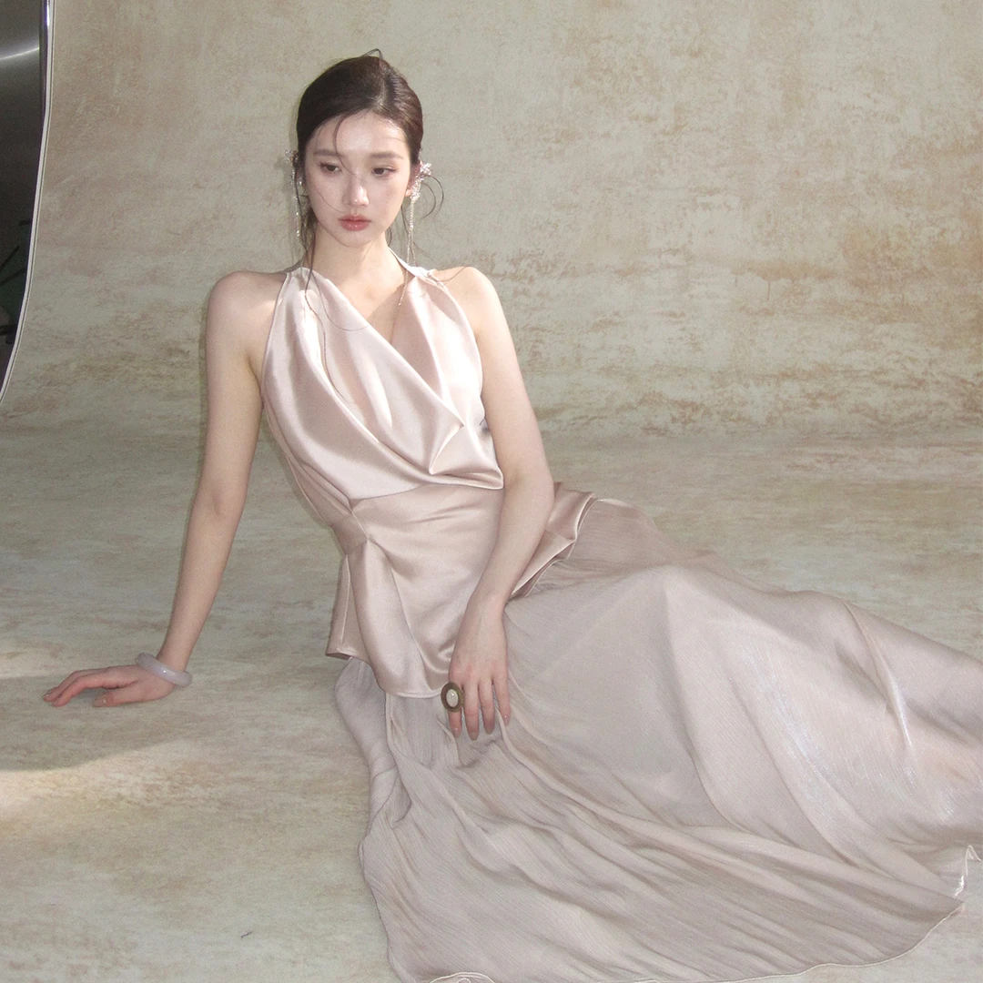 从一时刻【半熟】法式气质荡领无袖修身套装CY-S24561，CY-S24555