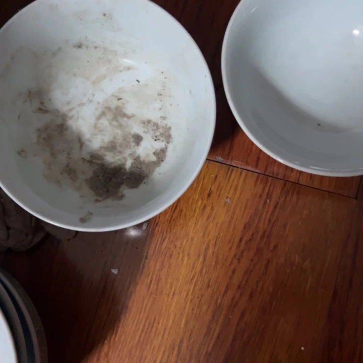 杯直****1景德镇陶瓷小饭碗