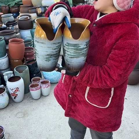 口14高26瑕疵盆子。