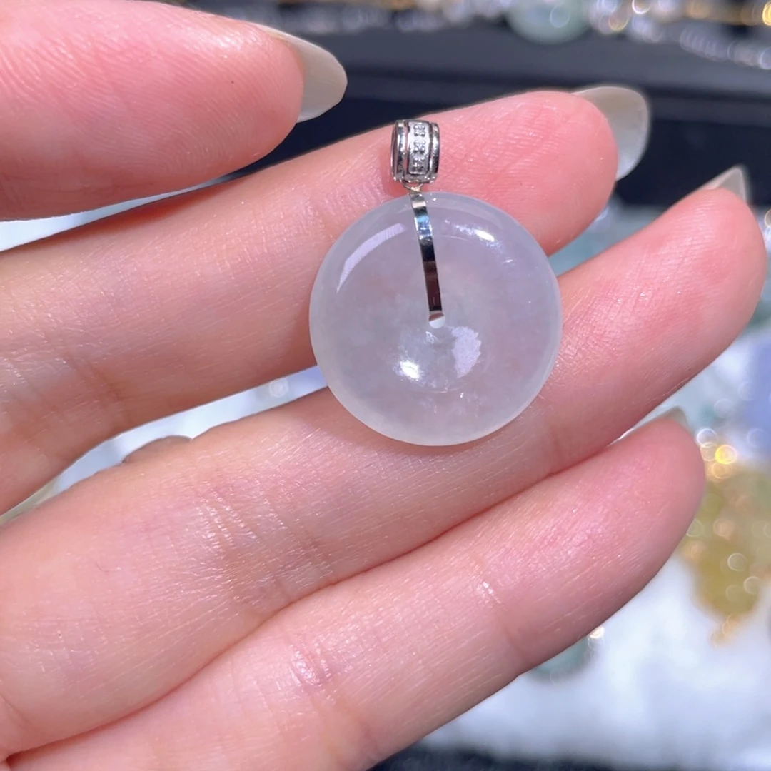 颈饰18K金镶嵌翡翠翡翠