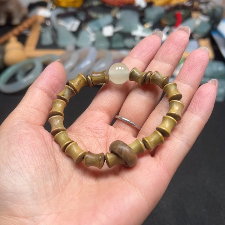 翡翠未镶嵌颈饰天然