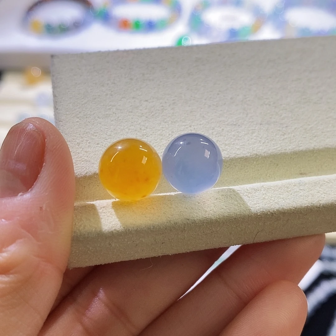 未镶嵌挂件翡翠多样发其一