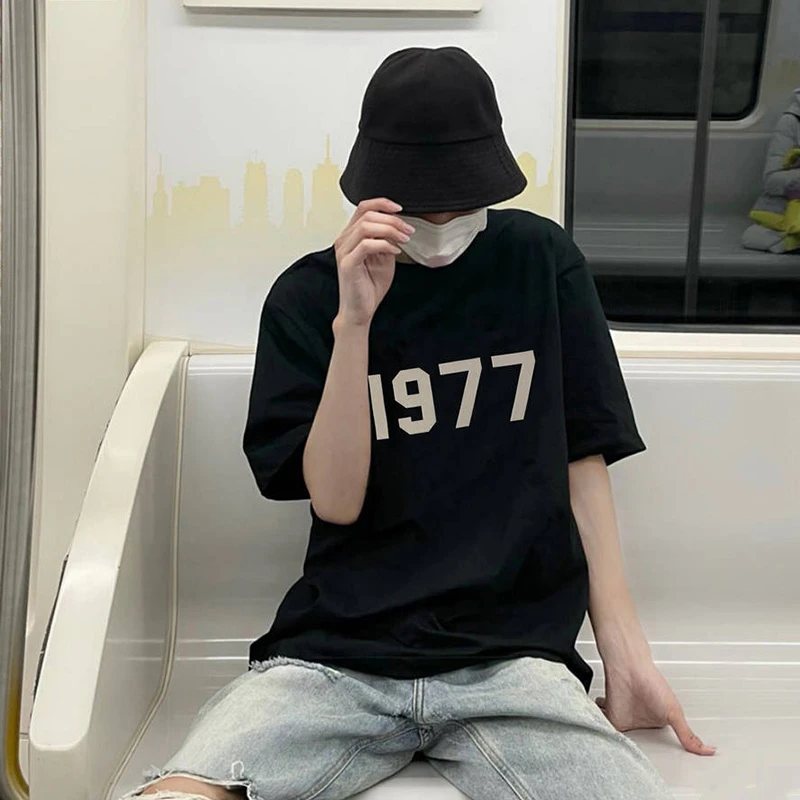 【1977短袖】电镀植绒1977经典短袖夏季百搭纯棉