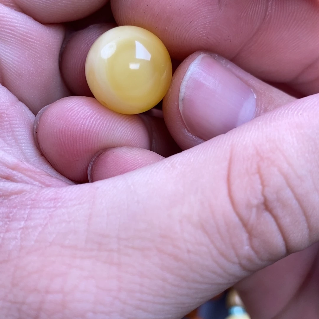 蜜蜡裸石未镶嵌小*蛋