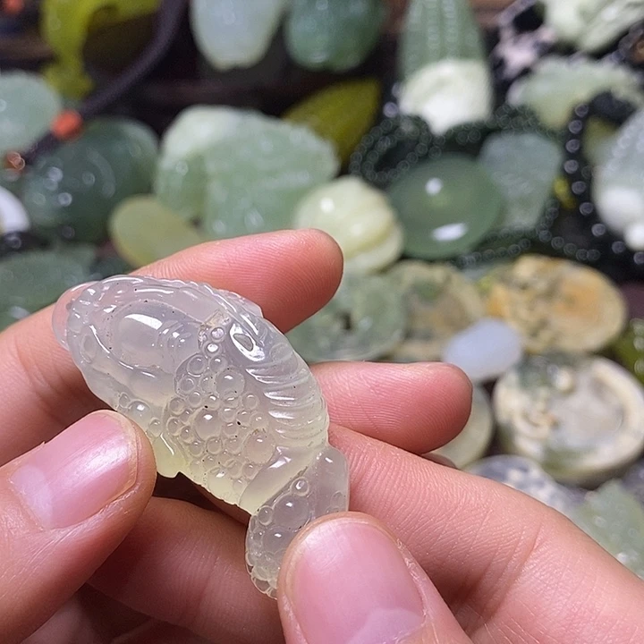 岫玉未镶嵌岫玉颈饰