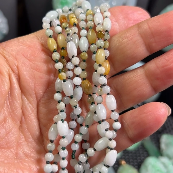 翡翠未镶嵌颈饰01