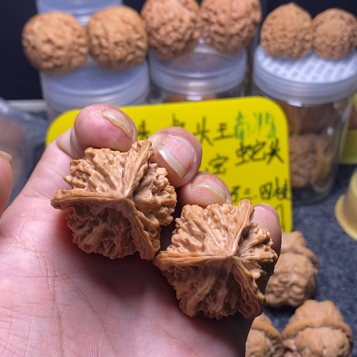 【闪购商品】吊坠文玩核桃38盘山三棱