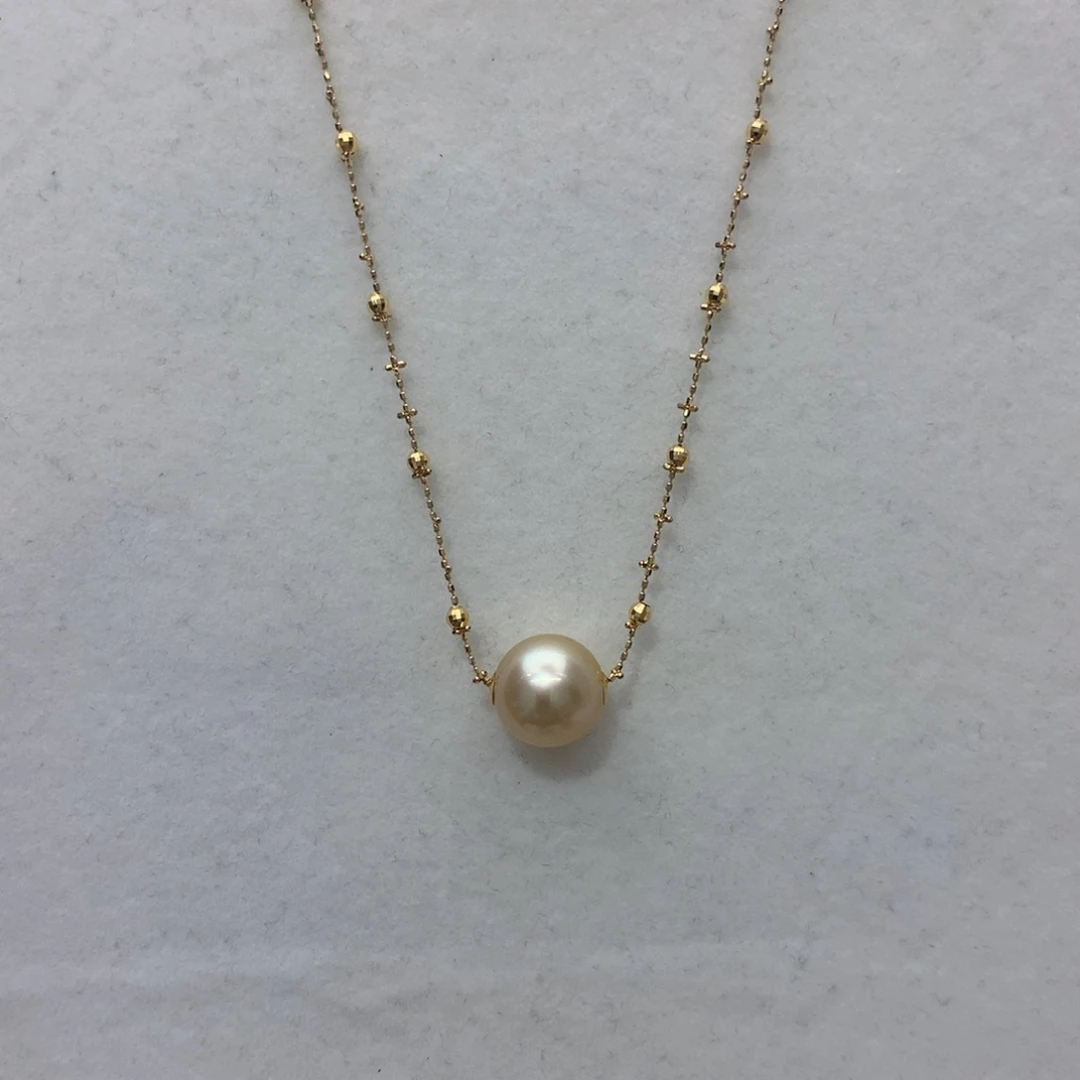 18K金镶嵌海水珍珠项链
