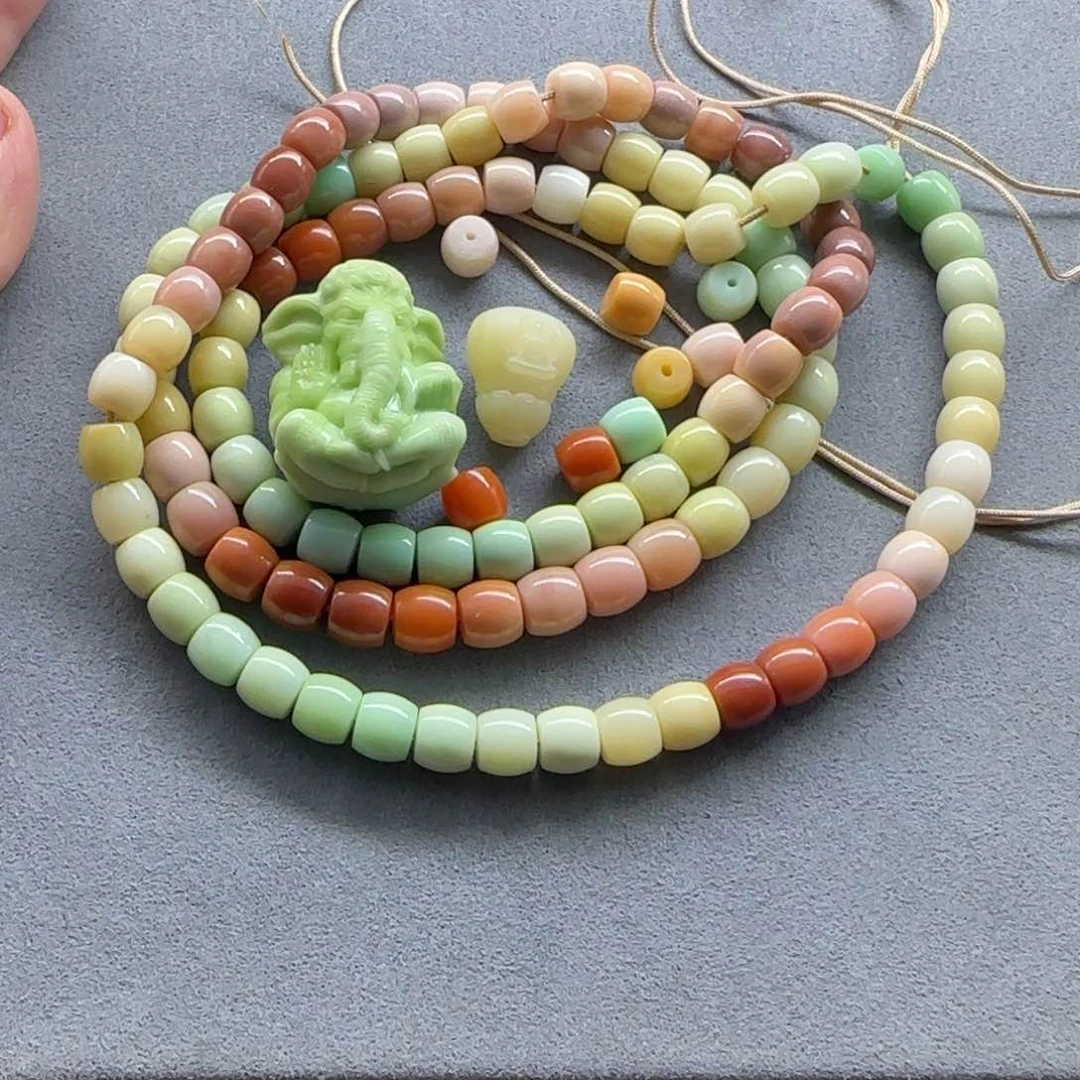 石英质玉（缅黄）手串未镶嵌欣*