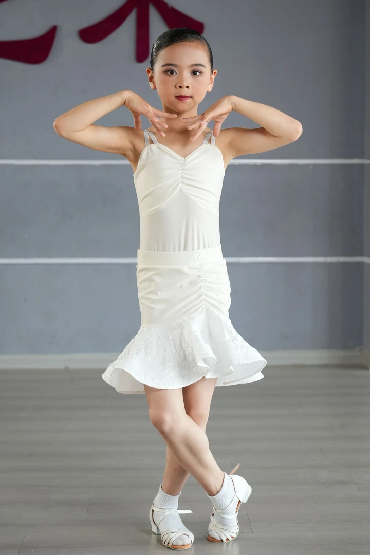 连体拉丁舞练功服春夏季新款儿童裙高级感表演服露背舞服舞蹈服